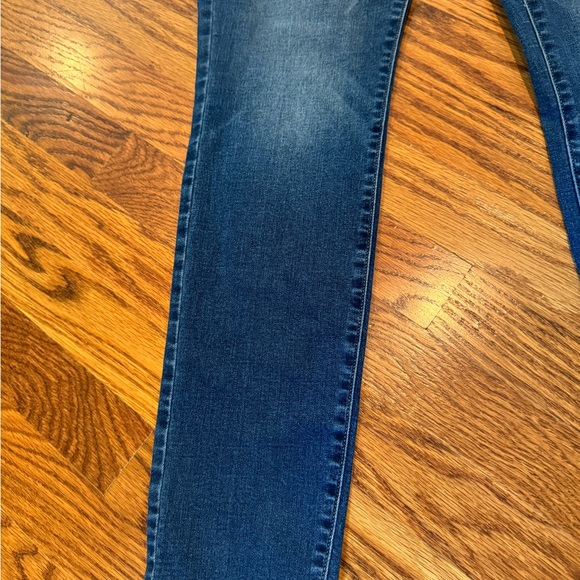 Old Navy Rockstar Mud Rise Skinny - Picture 6 of 8